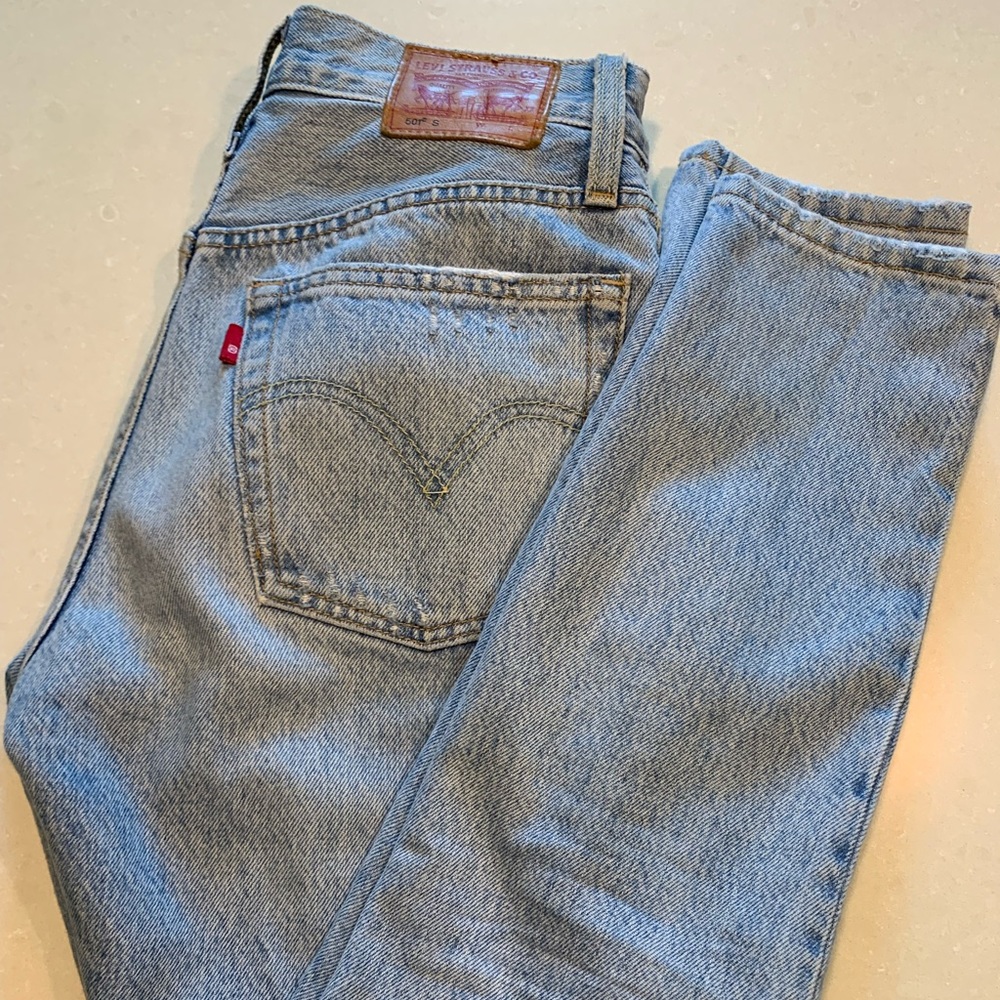 Revovle levis 501 high rise jeans 24